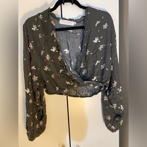 NWOT Nectar Floral Blouse - Picture 2 of 3